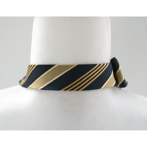 Striped Ascot - - Picture 7 of 7